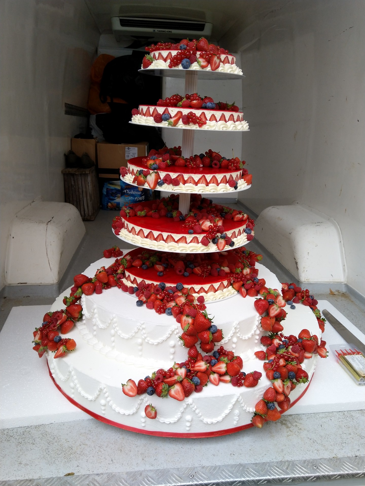 Pièce montée tarte aux fraises